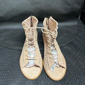 Musse & Cloud Tan Lace Up Boots